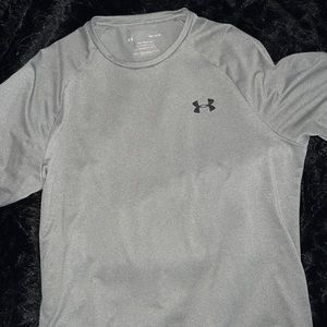 Never Worn Under Armour Tech Tee